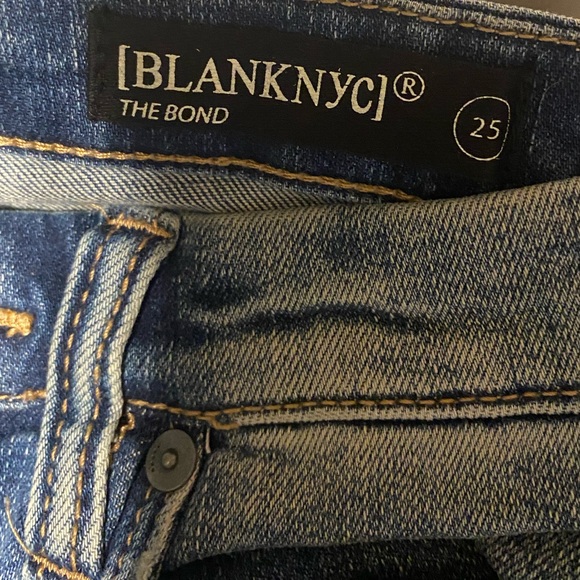 BLANK NYC - The Bond Mid Rise Skinny Jeans In Dangerous Game - Picture 11 of 12